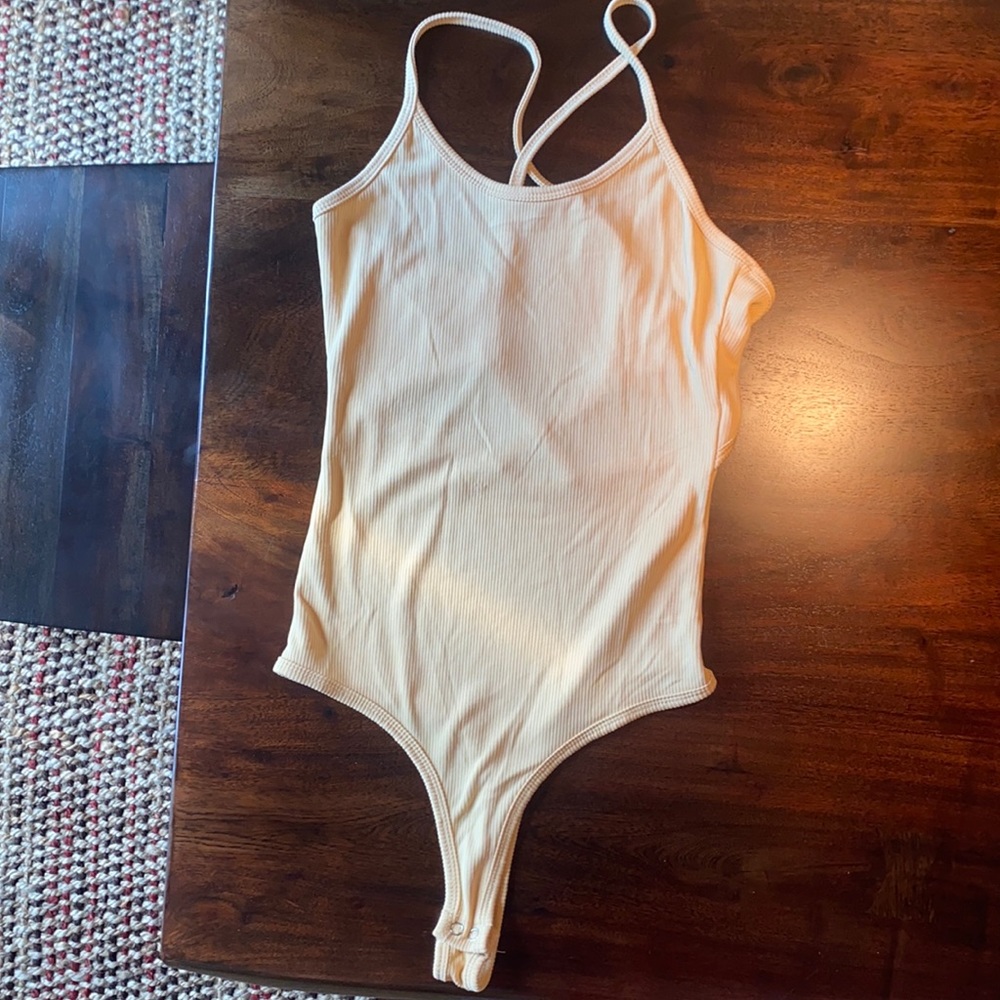 Double Zero pastel yellow strappy bodysuit (S)
